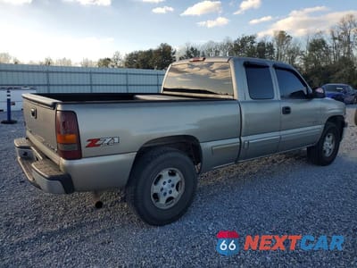 Trzecie zdjęcie samochodu z tyłu: 2000 CHEVROLET SILVERADO K1500 VIN:1GCEK19T5YE418359 - miniatura