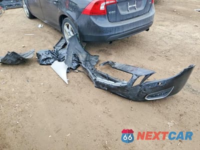 Zdjęcie 12 z 12 samochodu: 2012 VOLVO S60 T5 VIN:YV1622FS6C2040871 - miniatura