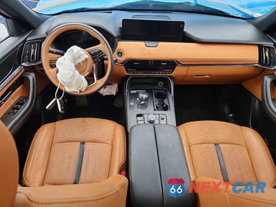 Zdjęcie 8 z 13 samochodu: 2024 MAZDA CX-90 PREMIUM PLUS VIN:JM3KKEHC0R1110138 - miniatura
