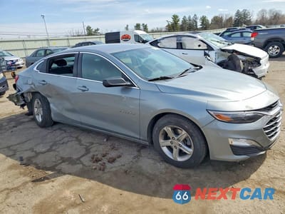 Czwarte zdjęcie samochodu z boku: 2024 CHEVROLET MALIBU LS VIN:1G1ZC5STXRF231736 - miniatura