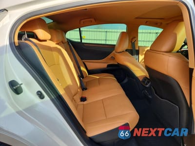 Zdjęcie 10 z 13 samochodu: 2024 LEXUS ES 300H BASE VIN:58ADA1C11RU051901 - miniatura