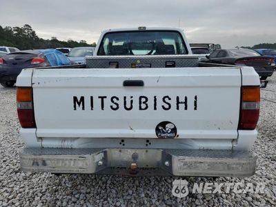 Zdjęcie 6 z 12 samochodu: 1992 MITSUBISHI MIGHTY MAX / S VIN:JA7FL24W7NP016803 - miniatura