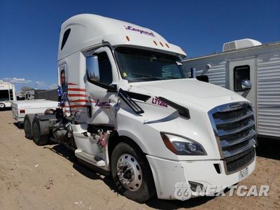 2020 FREIGLINER CASCADIA 126 3AKJHHDR1LSKW9094 - główne zdjęcie licytacji z USA - miniatura