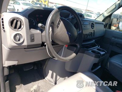 Zdjęcie 8 z 12 samochodu: 2012 FORD ECONOLINE E250 VAN VIN:1FTNE2EL9CDB12816 - miniatura