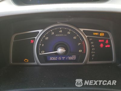 Zdjęcie 9 z 15 samochodu: 2008 HONDA CIVIC LX VIN:1HGFA165X8L042168 - miniatura