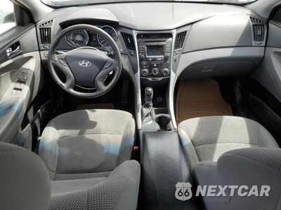 Zdjęcie 8 z 12 samochodu: 2014 HYUNDAI SONATA GLS VIN:5NPEB4ACXEH905694 - miniatura