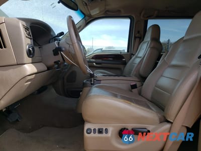 Zdjęcie 7 z 13 samochodu: 2004 FORD EXCURSION LIMITED VIN:1FMNU43SX4ED91838 - miniatura