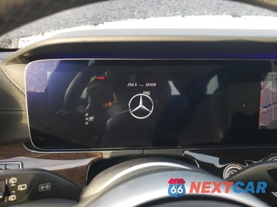 Zdjęcie 9 z 12 samochodu: 2020 MERCEDES-BENZ E 63 AMG-S 4MATIC VIN:W1KZH8KB9LA763832 - miniatura