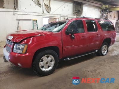 2014 CHEVROLET SUBURBAN K1500 LT 1GNSKJE74ER221996 - główne zdjęcie licytacji z USA - miniatura