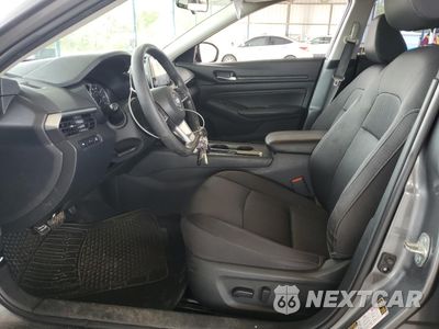 Zdjęcie 7 z 14 samochodu: 2019 NISSAN ALTIMA S VIN:1N4BL4BV1KC132384 - miniatura