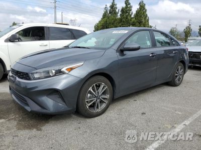 2022 KIA FORTE FE 3KPF24AD1NE488113 - główne zdjęcie licytacji z USA - miniatura