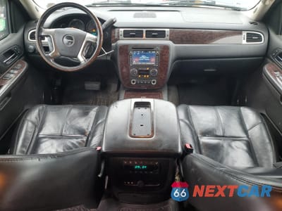 Zdjęcie 8 z 13 samochodu: 2007 GMC YUKON XL DENALI VIN:1GKFK66827J291078 - miniatura