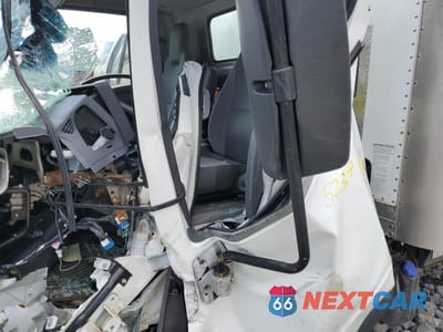 Zdjęcie 7 z 13 samochodu: 2012 ISUZU NPR VIN:JALB4W176C7F00109 - miniatura