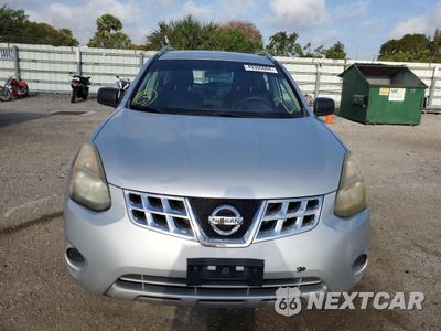 Piąte zdjęcie samochodu w środku: 2015 NISSAN ROGUE SELECT S VIN:JN8AS5MT4FW659922 - miniatura