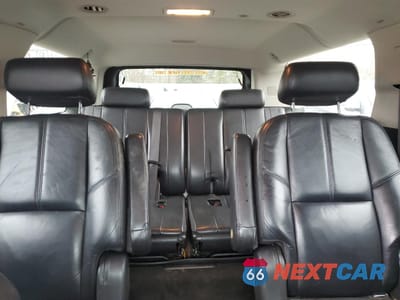 Zdjęcie 10 z 13 samochodu: 2007 GMC YUKON XL DENALI VIN:1GKFK66827J291078 - miniatura