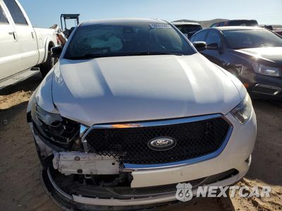 Piąte zdjęcie samochodu w środku: 2014 FORD TAURUS SHO VIN:1FAHP2KT3EG129369 - miniatura