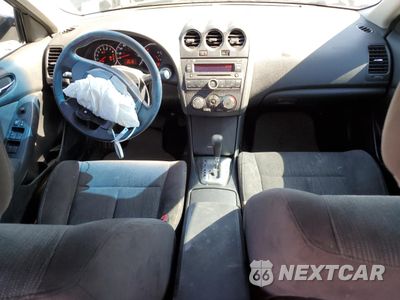 Zdjęcie 8 z 12 samochodu: 2012 NISSAN ALTIMA BASE VIN:1N4AL2AP1CC244235 - miniatura