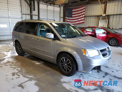 Czwarte zdjęcie samochodu z boku: 2017 DODGE GRAND CARAVAN SXT VIN:2C4RDGCG7HR686729 - miniatura
