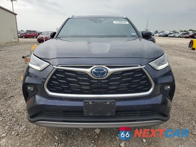 Piąte zdjęcie samochodu w środku: 2023 TOYOTA HIGHLANDER HYBRID PLATINUM VIN:5TDFARAH1PS523955 - miniatura