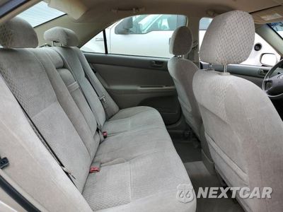 Zdjęcie 10 z 12 samochodu: 2003 TOYT CAMRY LE VIN:4T1BE32KX3U240076 - miniatura