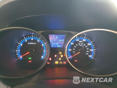 Zdjęcie 9 z 12 samochodu: 2011 HYUNDAI TUCSON GLS VIN:KM8JU3AC0BU128894 - miniatura