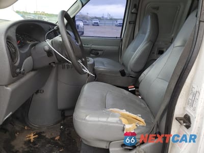 Zdjęcie 7 z 13 samochodu: 2004 FORD ECONOLINE E150 VAN VIN:1FTRE14W14HA68523 - miniatura