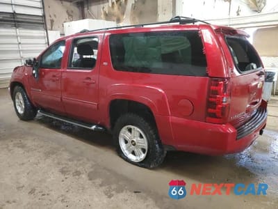 Drugie zdjęcie samochodu z przodu: 2014 CHEVROLET SUBURBAN K1500 LT VIN:1GNSKJE74ER221996 - miniatura