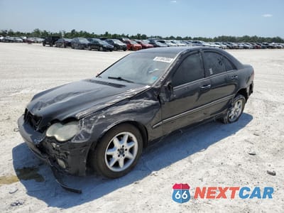 2002 MERCEDES-BENZ C 240 WDBRF61J32F222367 - główne zdjęcie licytacji z USA - miniatura