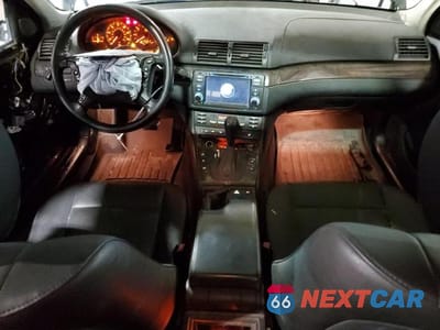 Zdjęcie 8 z 12 samochodu: 2002 BMW 325 XIT VIN:WBAEP33422PF01354 - miniatura
