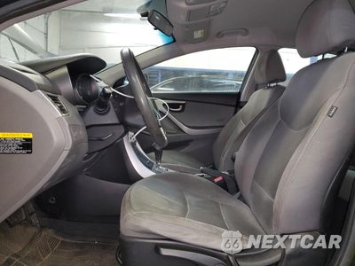 Zdjęcie 7 z 12 samochodu: 2013 HYUNDAI ELANTRA GLS VIN:5NPDH4AE2DH347494 - miniatura
