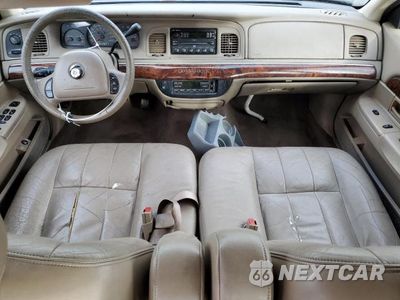 Zdjęcie 8 z 12 samochodu: 2004 MERCURY GRAND MARQUIS LS VIN:2MEFM75W14X694725 - miniatura