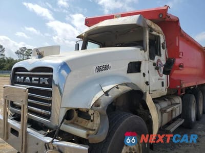 Zdjęcie 9 z 10 samochodu: 2021 MACK GRANITE VIN:1M2GR4GC8MM020549 - miniatura