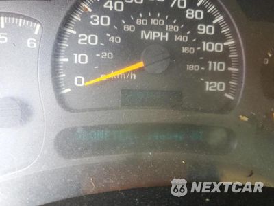 Zdjęcie 8 z 13 samochodu: 2004 GMC YUKON XL C1500 VIN:3GKEC16Z94G139350 - miniatura