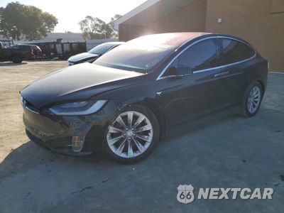 2017 TESLA MODEL X 5YJXCDE27HF027331 - główne zdjęcie licytacji z USA - miniatura