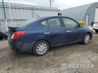 Trzecie zdjęcie samochodu z tyłu: 2013 NISSAN VERSA S VIN:3N1CN7AP7DL876885 - miniatura