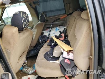 Zdjęcie 11 z 13 samochodu: 2004 GMC YUKON XL C1500 VIN:3GKEC16Z94G139350 - miniatura