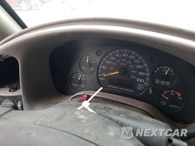 Zdjęcie 9 z 13 samochodu: 2000 CHEVROLET ASTRO VIN:1GNDM19W5YB181073 - miniatura