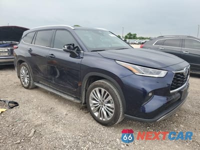 Czwarte zdjęcie samochodu z boku: 2023 TOYOTA HIGHLANDER HYBRID PLATINUM VIN:5TDFARAH1PS523955 - miniatura