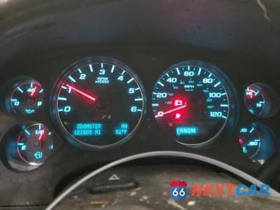 Zdjęcie 9 z 14 samochodu: 2014 CHEVROLET SUBURBAN K1500 LT VIN:1GNSKJE74ER221996 - miniatura