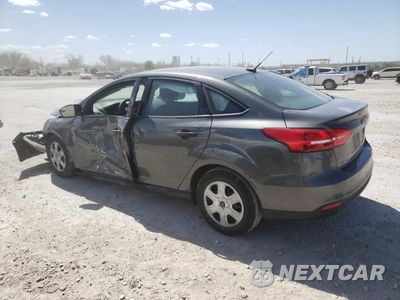 Drugie zdjęcie samochodu z przodu: 2018 FORD FOCUS S VIN:1FADP3E29JL204701 - miniatura