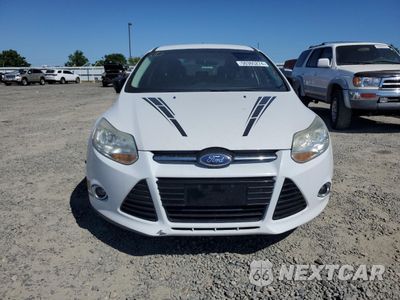 Piąte zdjęcie samochodu w środku: 2014 FORD FOCUS S VIN:1FADP3E21EL150784 - miniatura