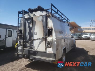 Trzecie zdjęcie samochodu z tyłu: 2022 RAM 5500 VIN:3C7WRNFL5NG291924 - miniatura