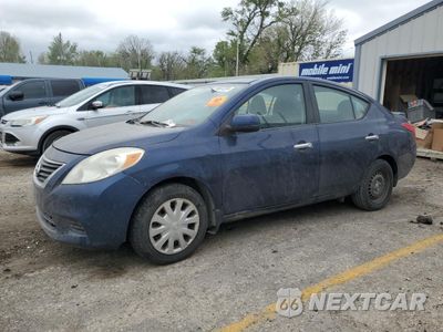 2013 NISSAN VERSA S 3N1CN7AP7DL876885 - główne zdjęcie licytacji z USA - miniatura