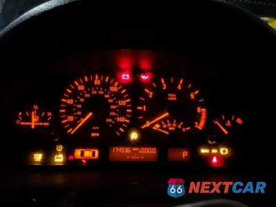 Zdjęcie 9 z 12 samochodu: 2002 BMW 325 XIT VIN:WBAEP33422PF01354 - miniatura