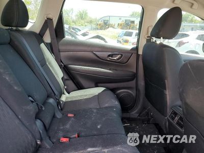 Zdjęcie 11 z 14 samochodu: 2018 NISSAN ROGUE S VIN:KNMAT2MV9JP534443 - miniatura