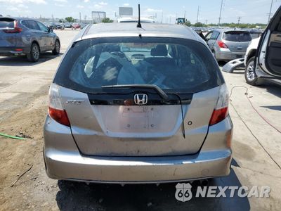 Zdjęcie 6 z 14 samochodu: 2009 HONDA FIT VIN:JHMGE88249S012608 - miniatura