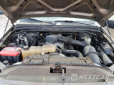 Zdjęcie 12 z 13 samochodu: 2004 FORD EXCURSION LIMITED VIN:1FMNU43SX4ED91838 - miniatura