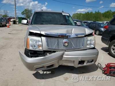 Piąte zdjęcie samochodu w środku: 2005 CADILLAC ESCALADE ESV VIN:3GYFK66N15G109347 - miniatura