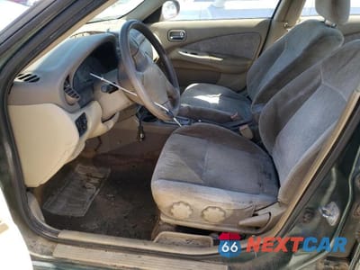 Zdjęcie 7 z 13 samochodu: 2001 NISSAN SENTRA XE VIN:3N1CB51D41L456063 - miniatura