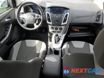 Zdjęcie 8 z 12 samochodu: 2012 FORD FOCUS SE VIN:1FAHP3F27CL448270 - miniatura